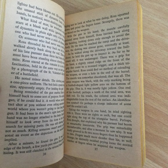 Gates of the Universe 1975 R Coulson G Deweese Laser Books #4 Kelly Freas Art - Picture 5 of 7